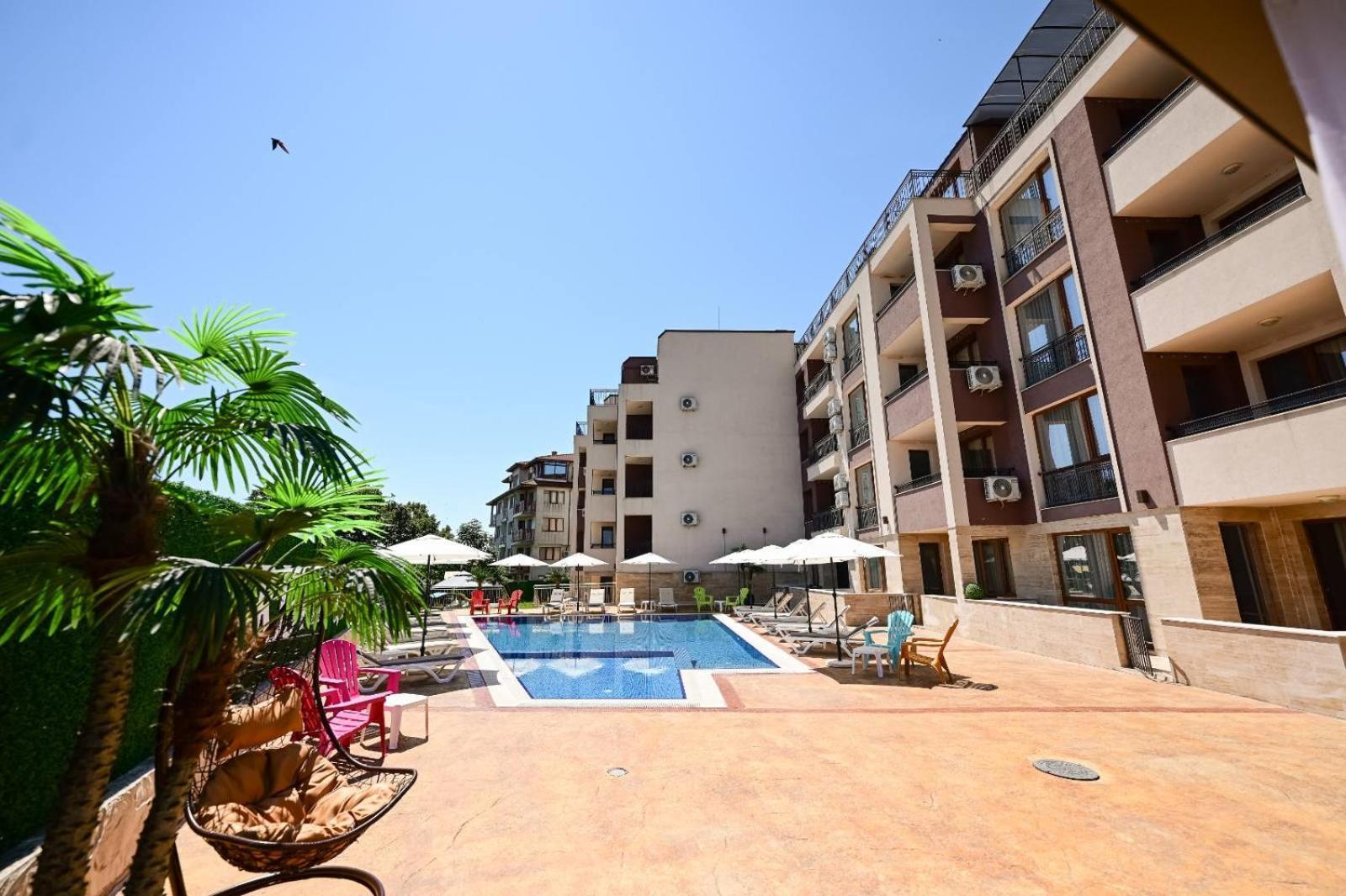 Kristin Palace Obzor Εξωτερικό φωτογραφία